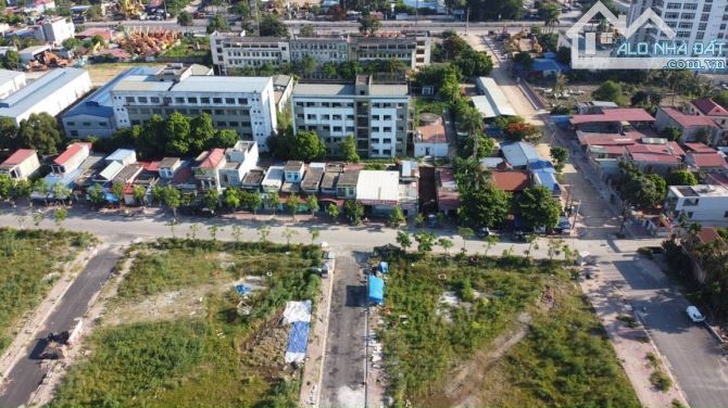 Bán lô góc siêu hiếm đường 30m khu phân lô Đống Chuối, Hùng Vương, Hồng Bàng, Hải Phòng - 1