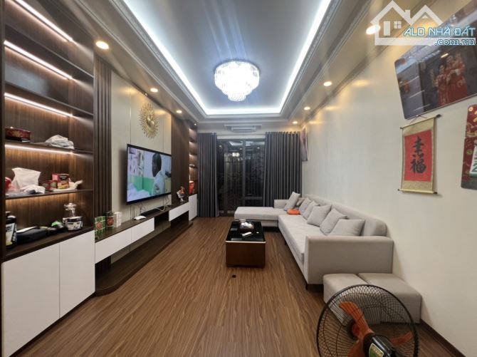 Bán nhà Bồ Đề. Lâm Hạ 70m x 5tầng, thang máy. Giá 18tỷ. - 1