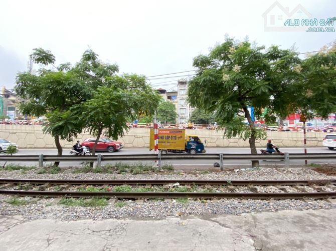 ⚜️ Mặt đường Giải Phóng, Sát Ngã Tư Vọng, DT rộng 186m2 5T Xây Tòa VIP, Siêu rẻ 20.5 Tỷ ⚜️ - 4