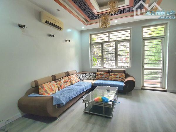 ⚜️ Bán Biệt Thự Làng Việt Kiều Châu Âu, Hà Đông, 80m2 4T MT 4.5m, Chỉ 16.8 Tỷ ⚜️