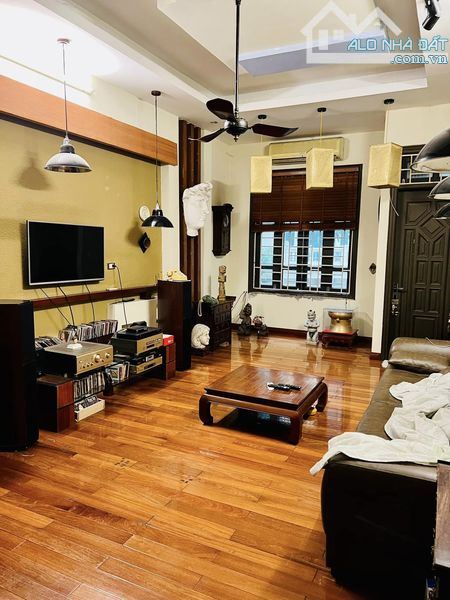 ⚜️ Bán nhà Phố Trung Kính, Cầu Giấy, Gara Ô Tô, 65m2 5T MT 4m, Chỉ 19 Tỷ ⚜️
