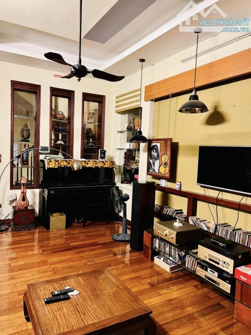 ⚜️ Bán nhà Phố Trung Kính, Cầu Giấy, Gara Ô Tô, 65m2 5T MT 4m, Chỉ 19 Tỷ ⚜️ - 1