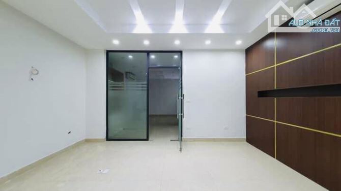 ⚜️ Bán nhà Mặt Phố Tôn Đức Thắng, Đống Đa, 80m2 2T MT 5m, Chỉ 19 Tỷ ⚜️ - 4