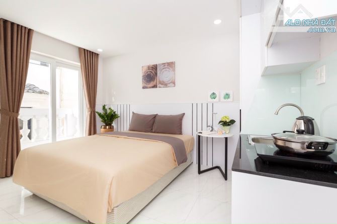 Cho thuê khách sạn CHDV tại Phú Mỹ Hưng, căn góc, số MT đường Phạm Thái Bường, CĂN GÓC - 2