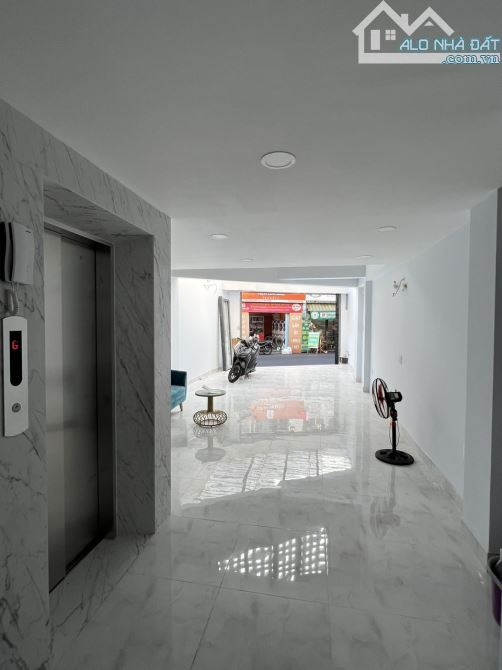 Mặt tiền Nguyễn Thượng Hiền, Phú Nhuận , 6 Tấm , Mới Cứng, thang máy, 60m2, chỉ 11,5 tỷ TL