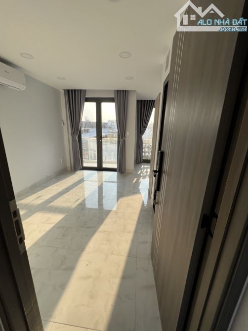Mặt tiền Nguyễn Thượng Hiền, Phú Nhuận , 6 Tấm , Mới Cứng, thang máy, 60m2, chỉ 11,5 tỷ TL - 1