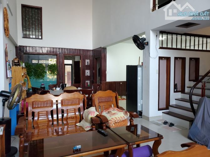 Bán biệt thự biển 3 tầng Võ Nguyên Giáp, 187m2 ngay Furama Resort, Khuê Mỹ 26.8 tỷ - 3