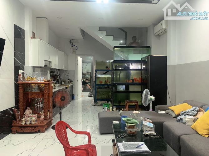 CỰC ĐẸP! Bán Nhà 4 Tầng NT Cao Cấp Lý Chính Thắng, 47m2, (4x11.8m), 8.15 Tỷ TL
