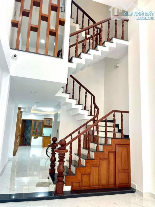 Nhà Mặt Tiền Nội Bộ🌸Dương Quảng Hàm P5.Sau Lưng Tòa Án : 4x20m Trệt.4 lẦU. 7PN.Thang Máy - 10