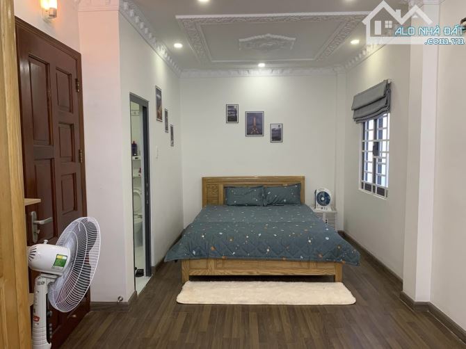 Nhà phố 3 tầng kiểu Biệt thự mini 6,4mx14m, NT Cao cấp, HXH Phước Kiển 6,6 tỷ - 3