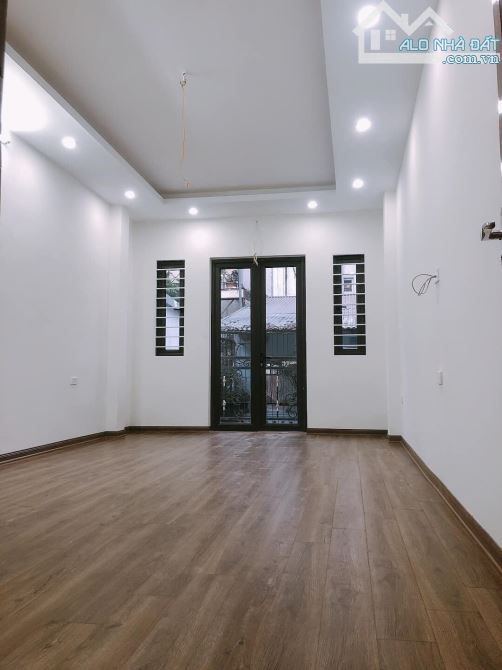 Nhà đẹp phố Dương Văn Bé - Ngõ rộng thoáng - Full công năng - An sinh đỉnh. - 1