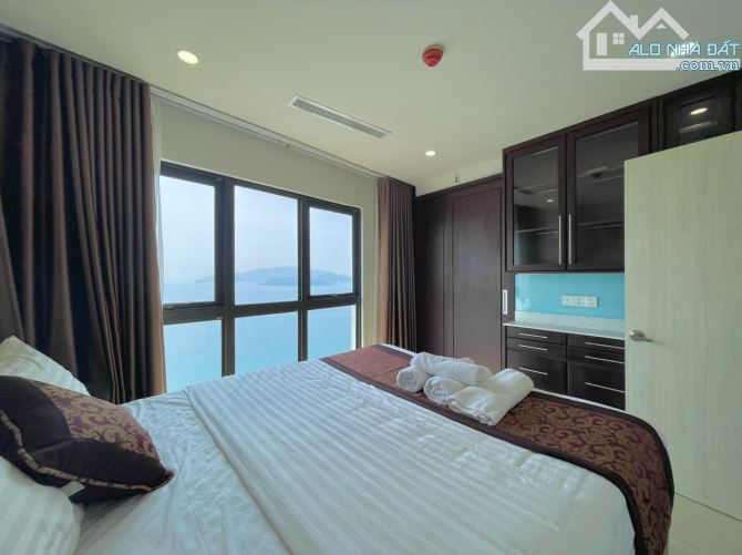Cần Bán Nhiều Căn Hộ Gold Coast Nha Trang View Biển Sát Đường Trần Phú