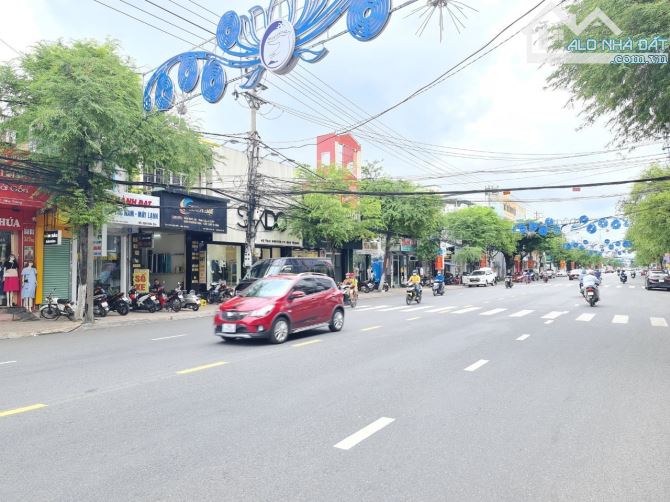 Bán nhà mặt tiền đường Thái Nguyên - trung tâm Nha Trang. - 4