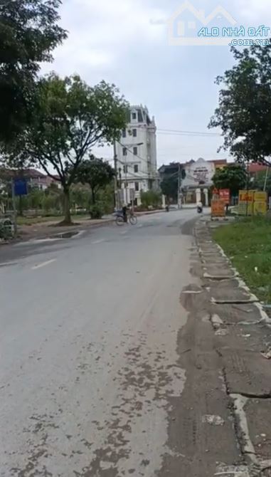 HOÀI ĐỨC PHÂN LÔ - Ô TÔ TRÁNH - SỔ VUÔNG ĐẸP GIÁ ĐẦU TƯ