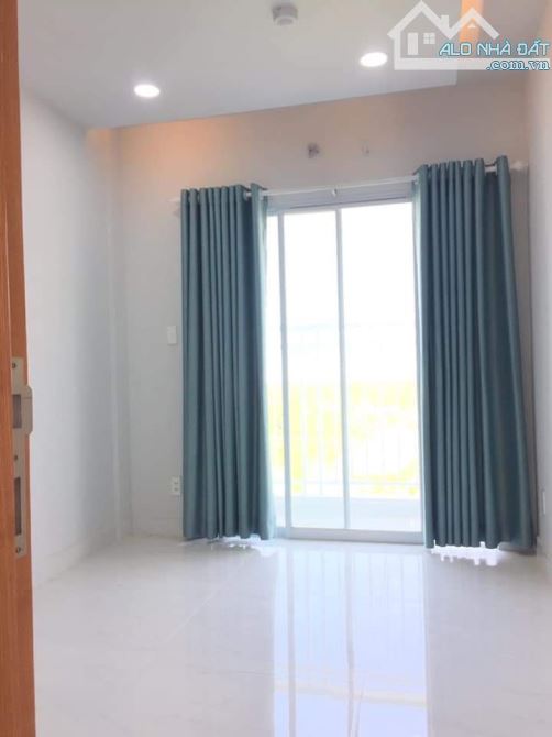 Căn Hộ 70m2, 2PN 2WC, Ban công, Sân Phơi, Có Máy Lạnh, Máy Nước Nóng, Mới Tinh - 1
