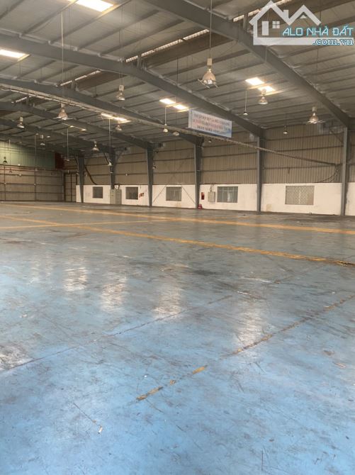 Cho thuê 3200m2 kho xưởng sản xuất tại Từ Sơn, Bắc Ninh.