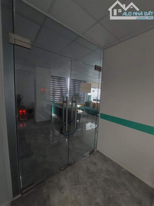 💥 Bán Tòa Văn phòng 7 Tầng Đồ sộ Mặt phố Trần Khát Chân, 180m2 MT 15m, Chỉ 118 Tỷ 💥 - 2