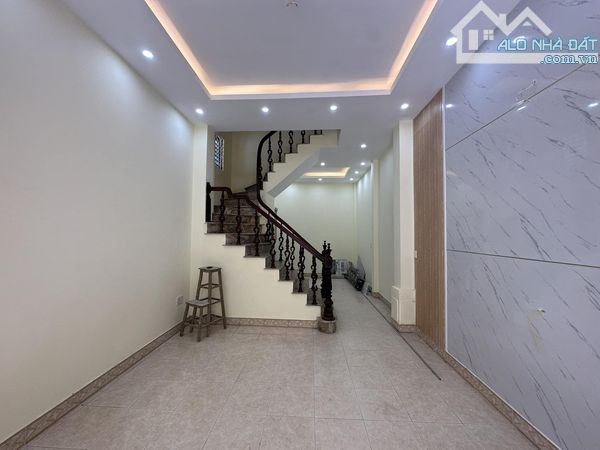 Bán Nhà Kim Giang -Hoàng Mai , DT 40m2 , Giá nhỉnh 4 tỷ , Ngõ ô tô