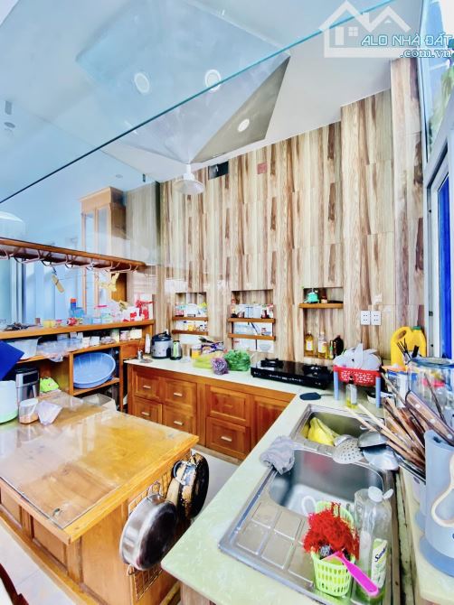 Biệt thự Thủ Đức 20x45=880m2 có Hồ bơi rộng, Gara 3 chiếc OTO, Ngang 20m, chỉ 46tr/m2. - 1