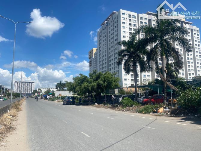 Bán đất mặt tiền Liên Phường, P.Phú Hữu, Thủ Đức. DT: 68 x 78m, 5.352m2, giá 50 triệu/m2 - 1