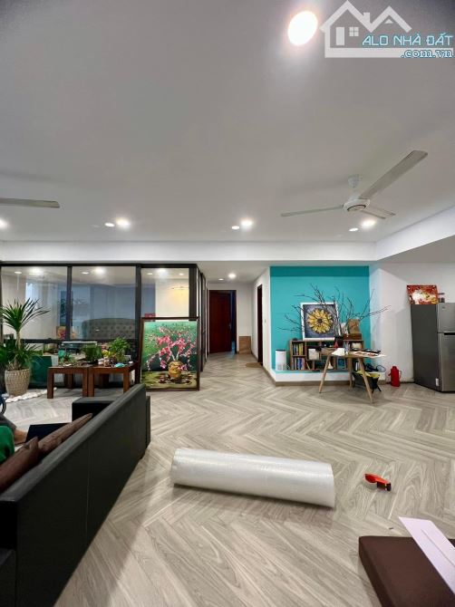 ⚜️ Bán Nhà Phố Công Thượng, Hoàng Mai, 200m2 5T MT 10.7m, Chỉ 18.5 Tỷ ⚜️ - 3