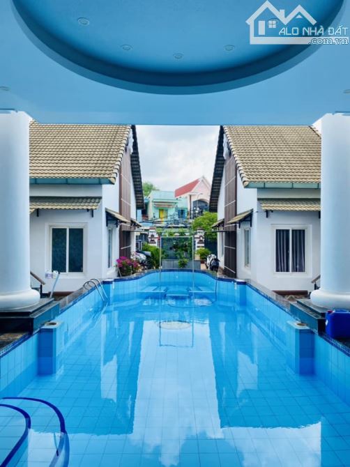 Biệt thự Thủ Đức 20x45=880m2 có Hồ bơi rộng, Gara 3 chiếc OTO, Ngang 20m, chỉ 46tr/m2. - 5