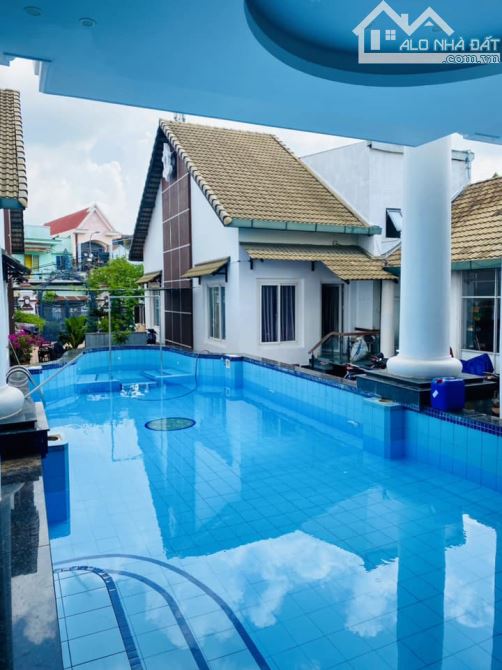 Biệt thự Thủ Đức 20x45=880m2 có Hồ bơi rộng, Gara 3 chiếc OTO, Ngang 20m, chỉ 46tr/m2. - 6