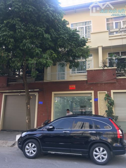 Cho thuê nhà đường Nguyễn Văn Lộc, Hà Đông. DT 80m2