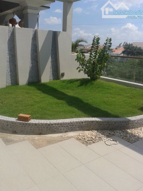 Nhà Mặt tiền HOÀNG QUỐC VIỆT - 6x22m -Hầm trệt 3 lầu có HĐ 50tr/tháng - 27,5 tỷ TL - 6
