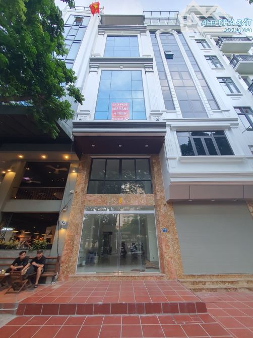 Cho thuê Liền kề 90  Nguyễn Tuân-Thanh Xuân,có thang máyDt 90m,5 tầng,mt 5m,Giá 35tr/th.