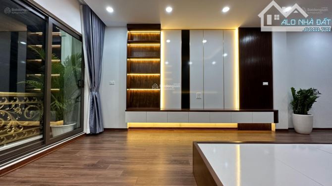 Tòa 56m2*7T thang máy KPL 19 Mai Động, Minh Khai, đường ô tô tránh. Tòa nhà đẳng cấp 5 sao - 5