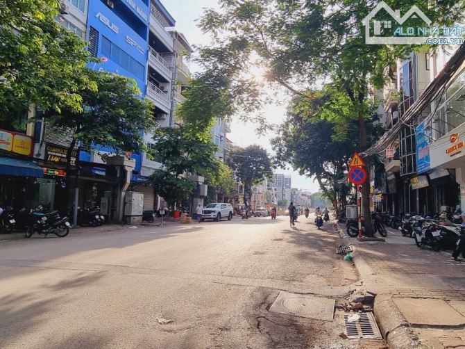 Bán nhà mặt phố QUỐC TỬ GIÁM 51m2 mặt tiền 3,9m 5 tầng, 2 mặt thoáng vỉa hè 6m Giá 26,8 tỷ