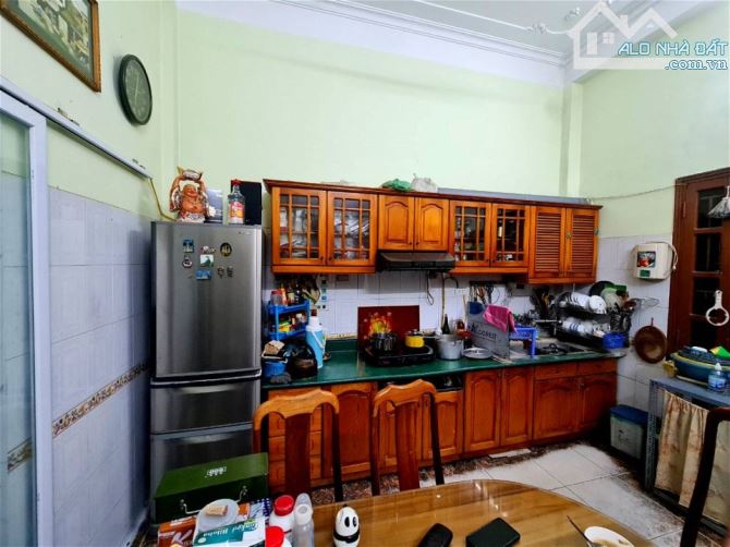 Bán nhà mặt phố QUỐC TỬ GIÁM 51m2 mặt tiền 3,9m 5 tầng, 2 mặt thoáng vỉa hè 6m Giá 26,8 tỷ - 2