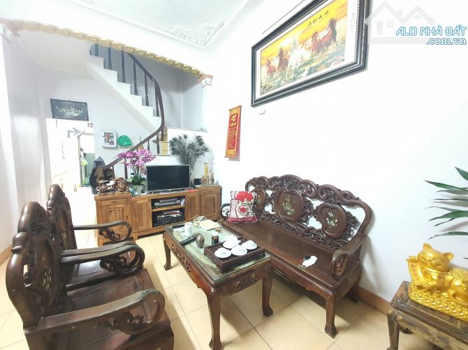 Bán nhà Hoàng Văn Thái - Thanh Xuân - 2 ô tô tránh - phân lô - KD, 68m2 chỉ 10.5 tỷ.