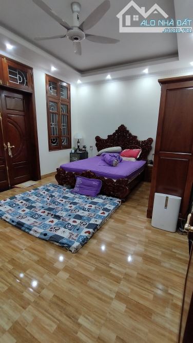 Chủ bán nhà mặt phố ĐỘI CẤN Đội Nhân 5T lô góc 2 ngõ mặt ô tô 49m2 10 TY - 4