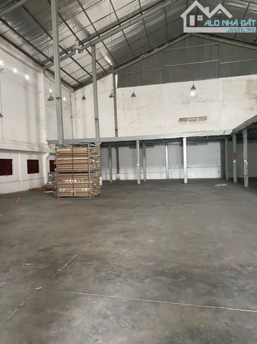 Cho Thuê Kho Xưởng 1470m2 có văn phòng đường Hương Lộ 2 , Quận Bình Tân - 1