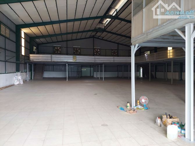 Cho thuê nhà xưởng 1300m2 phường An Phú Đông Quận 12