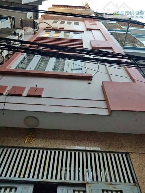 Bán nhà 5 tầng khu phân lô QĐ Hoàng Văn Thái Dt 38m2 Mt 4m Giá 4,5 tỷ