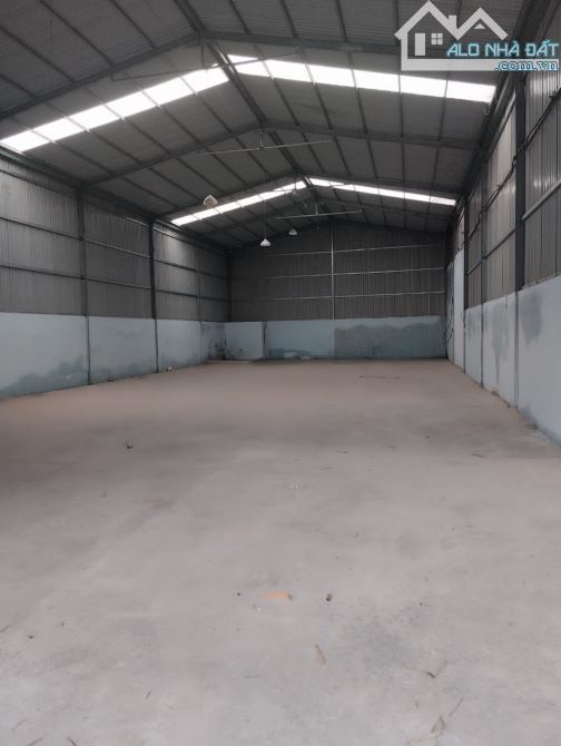 Kho xưởng cho thuê Thuận An Bình Dương 500m² đường tải lớn điện 3fa - 1