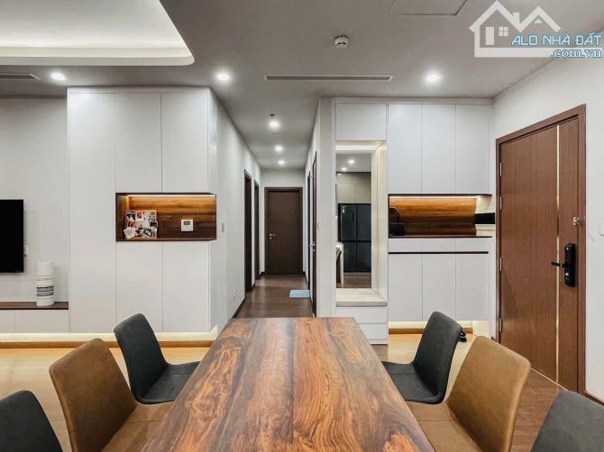 Cần tiền làm ăn, bán gấp căn hộ 173 Xuân Thủy, 93m, 2n2vs, sẵn sổ - 2