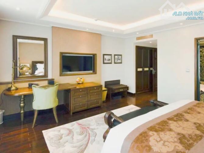 Bán Khách sạn mặt phố TRẦN XUÂN SOẠN, 103m2, 10 tầng, mặt tiền 5,3m gần PHỐ HUẾ, Giá 72 tỷ - 3