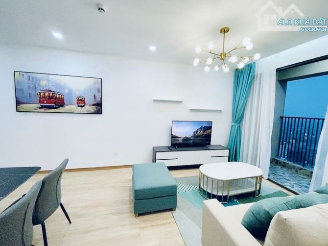 Nhà mình thiện chí cần bán gấp căn 2 ngủ CHCC Sky Park Residence - 1