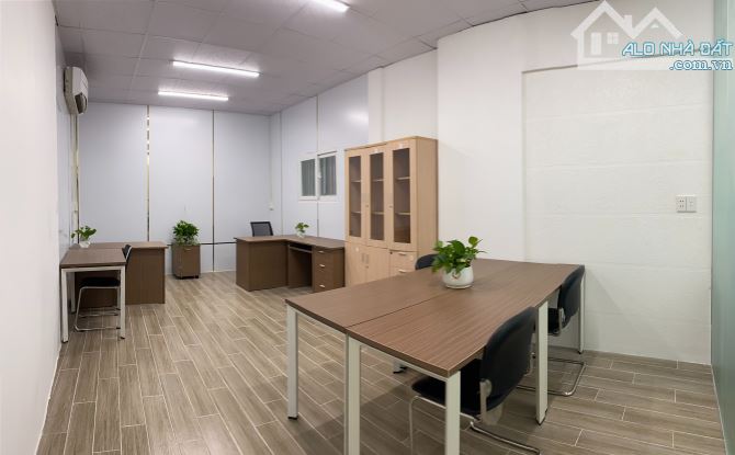 Cho thuê văn phòng đầy đủ dịch vụ, nội thất giá rẻ tại Quận 1 - 1