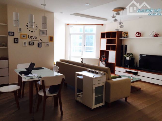 Chủ cần bán gấp căn 102m2 có thể ngăn 3PN, có sẵn suất đậu oto, giá 4.5 tỷ full nt - 1