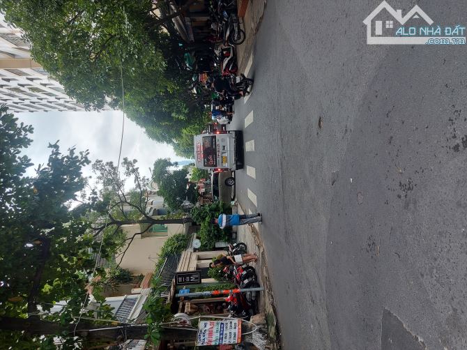 Bán đất lô góc mặt tiền Hoa Lan ngay Đường Phan Xích Long, 200m2 giá 49 tỷ TL - 3
