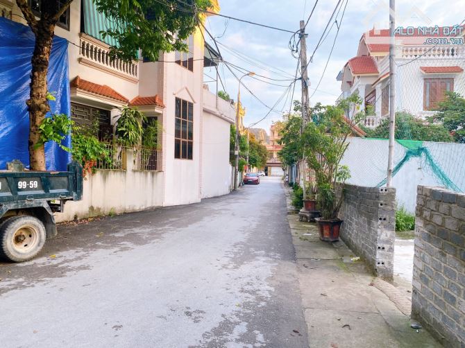 Cần bán lô đất biệt thự đầu ve Phường Đông Tân, Thành phố Thanh Hóa 230m2 giá chỉ 2.58 tỷ