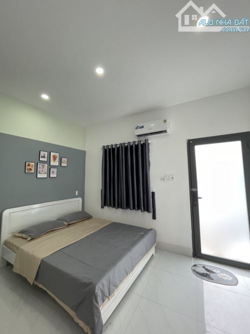 Cho thuê minihouse Văn Hoá Tây Đô Cần Thơ, 30m2, full nội thất, mới, không ngập, đậu oto