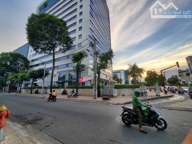 Bán Nhà Góc 2 Mặt Tiền Đường Khu E Town Cộng Hoà, Quận Tân Bình - 2