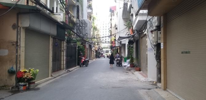 BÁN GẤP NHÀ ĐẸP NGÕ 35 CÁT LINH DT54m MẶT Ô TÔ TIỀN ĐẸP, VỈA HÈ KINH DOANH - 4