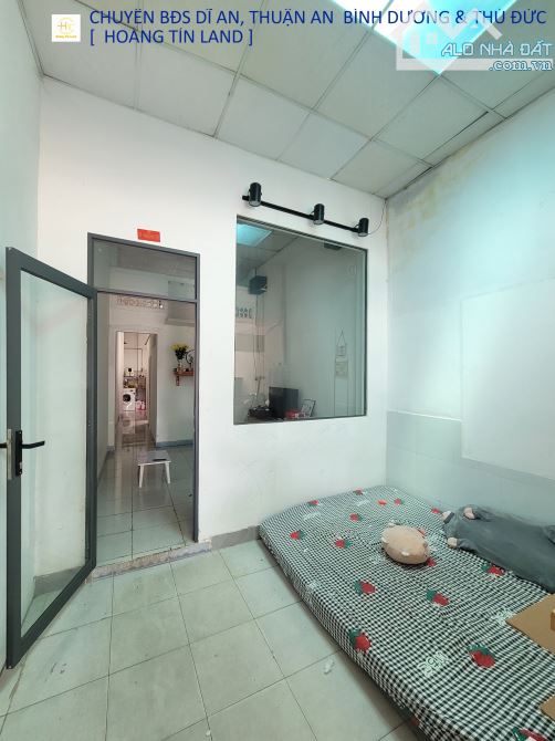 HIẾM - Nhà Cấp 4 (70m2 - 3,6 Tỷ) Mặt tiền đường ĐT.743A đối diện KDC Phú Hồng Thịnh - 3